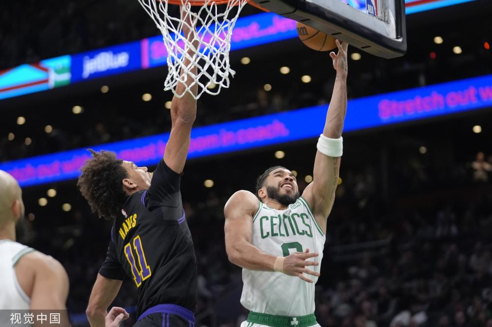 时显得力不 时显得力不